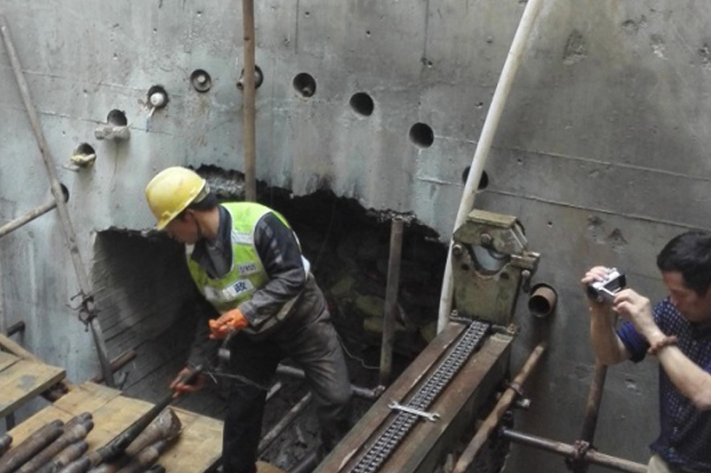 西安市南二環(huán)（朱雀路）高壓線落地項目頂管電纜隧道超前支護工程及西安南二環(huán)（朱雀路）高壓線落地工程